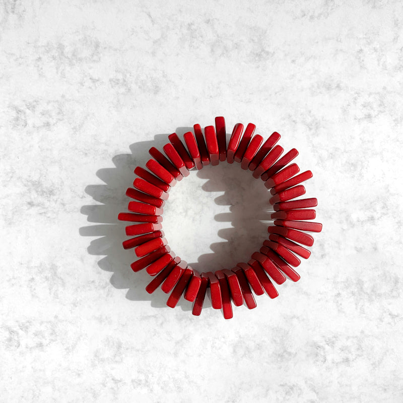 Architectonic and modern bracelet made with tagua nuts