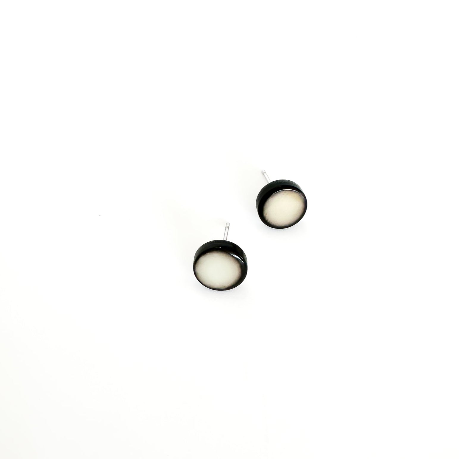 Modern colourful and organic design earrings, made with sustainable tagua nut / vegetable ivory