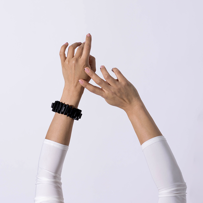 Architectonic and modern bracelet made with tagua nuts